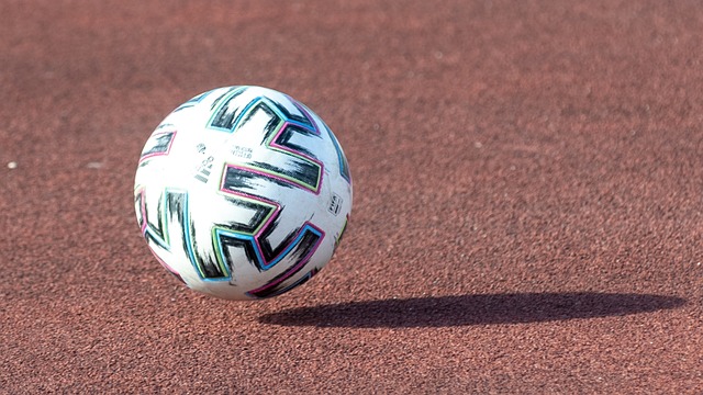 这引发了广 这引发了广